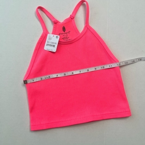Free People Movement Cropped Halter Top - New with Tag - Picture 4 of 6